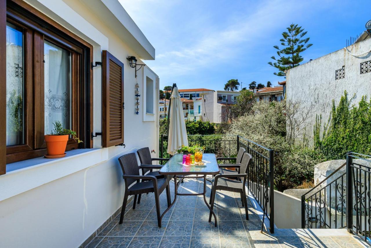 Petradi Town Apartment Skopelos Exterior foto