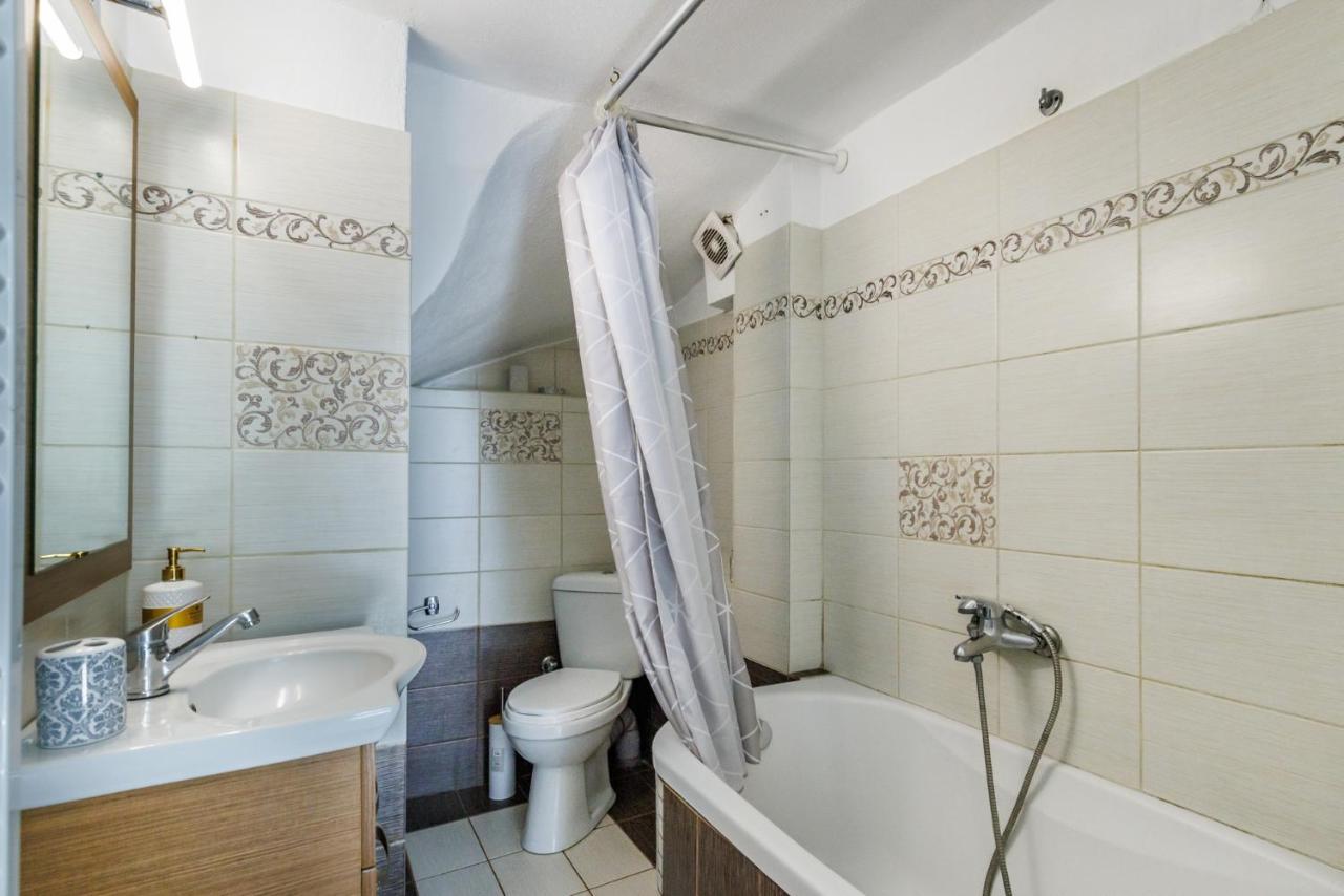 Petradi Town Apartment Skopelos Exterior foto